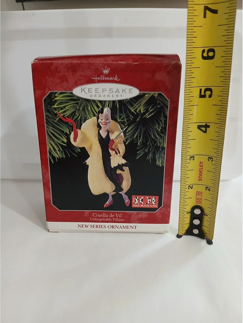 Hallmark Keepsake Ornament Cruella de Vil 1998 Disney 101 Dalmations Villain